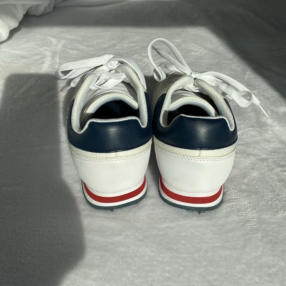 Tommy Hilfiger women’s White and Navy Sneakers - Picture 4 of 5